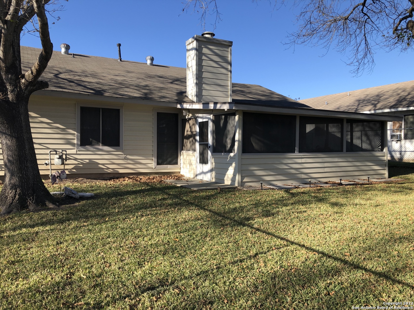 8214 Spring Town Street Converse TX 78109