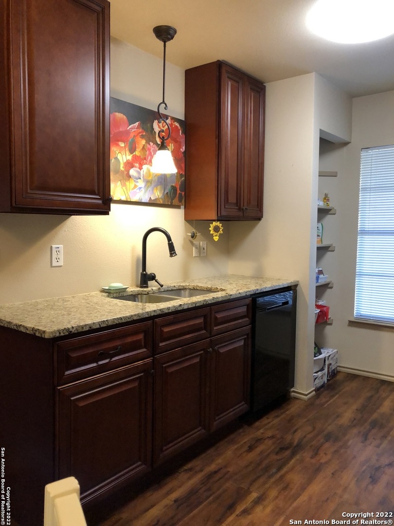 8214 Spring Town Street Converse TX 78109