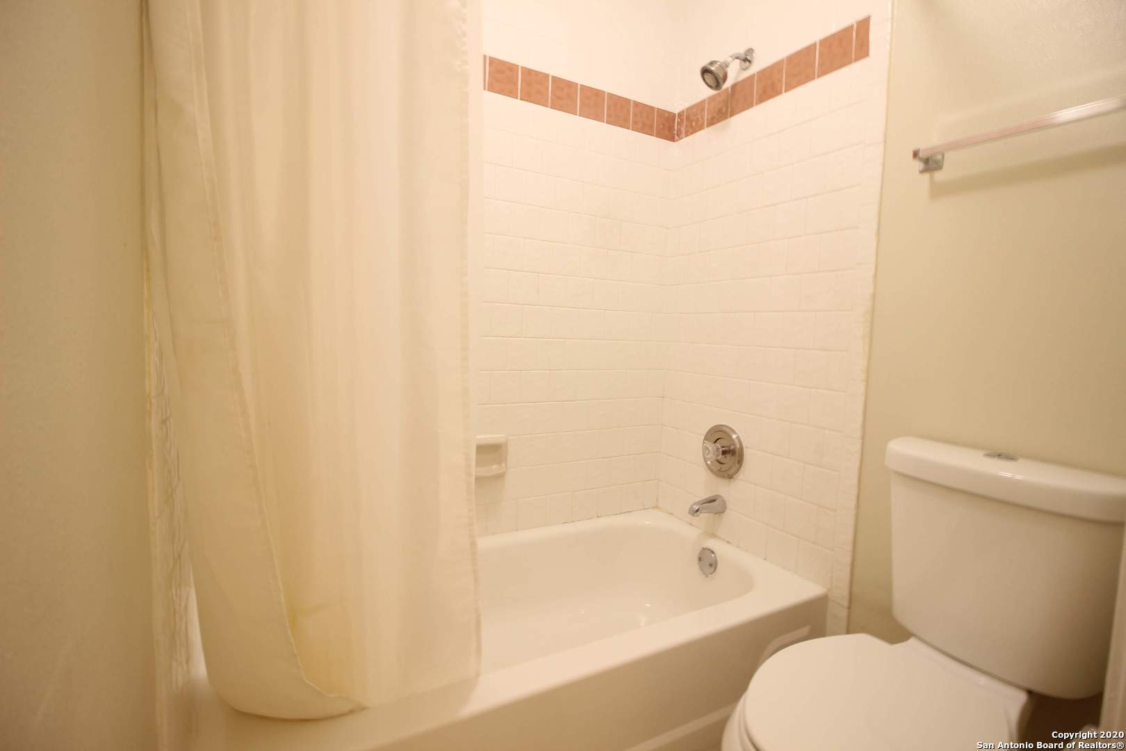 1023 Hedgestone Drive San Antonio TX 78258