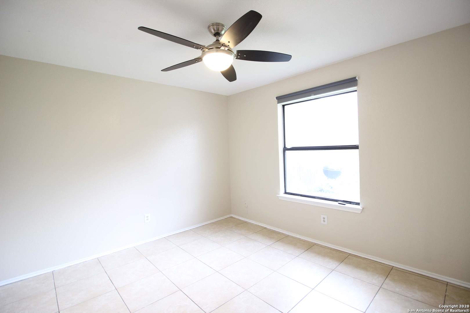 1023 Hedgestone Drive San Antonio TX 78258