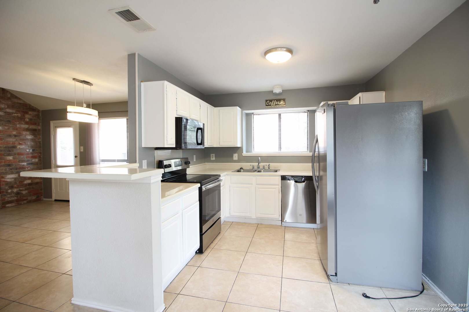 1023 Hedgestone Drive San Antonio TX 78258