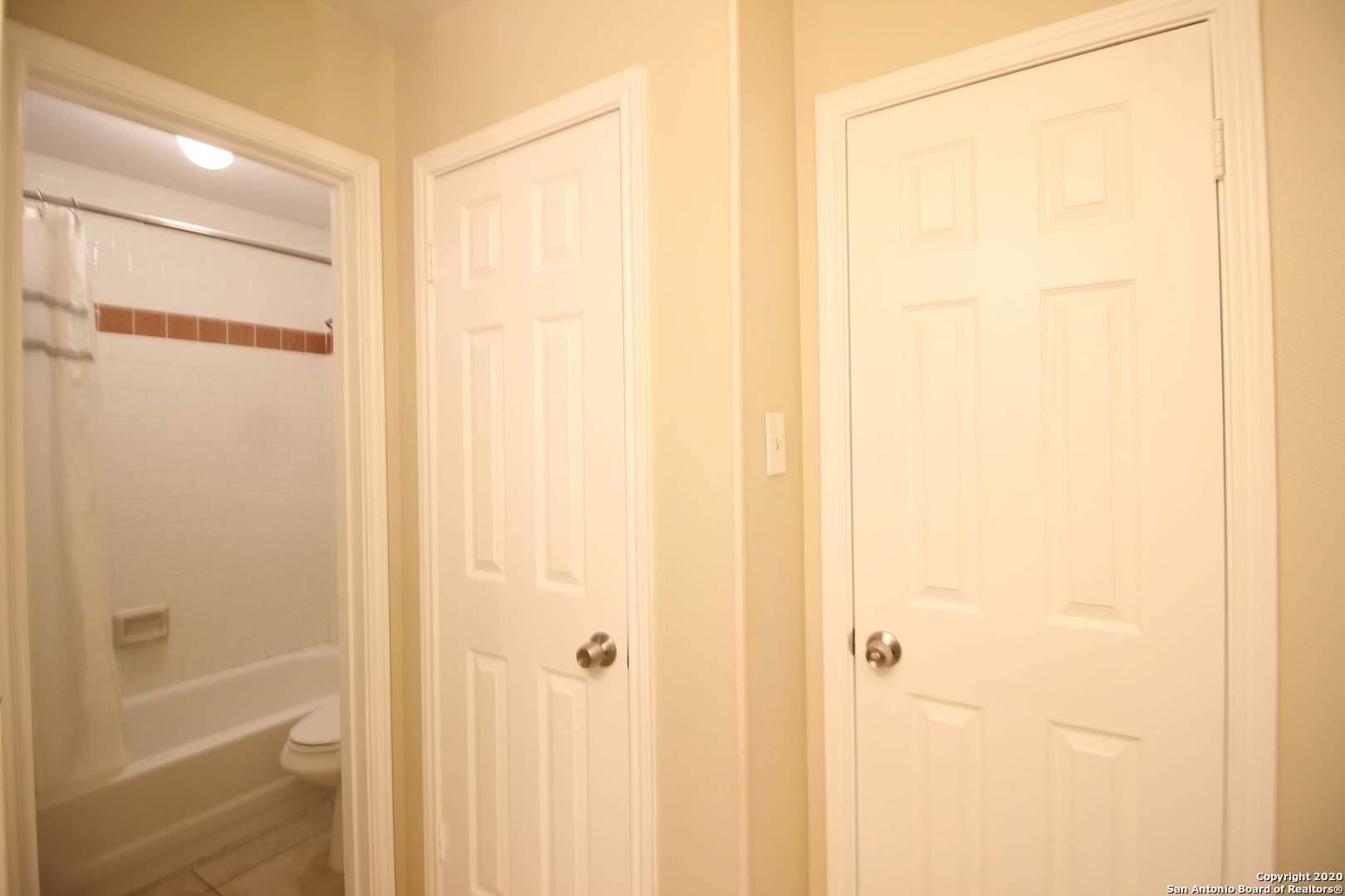 1023 Hedgestone Drive San Antonio TX 78258