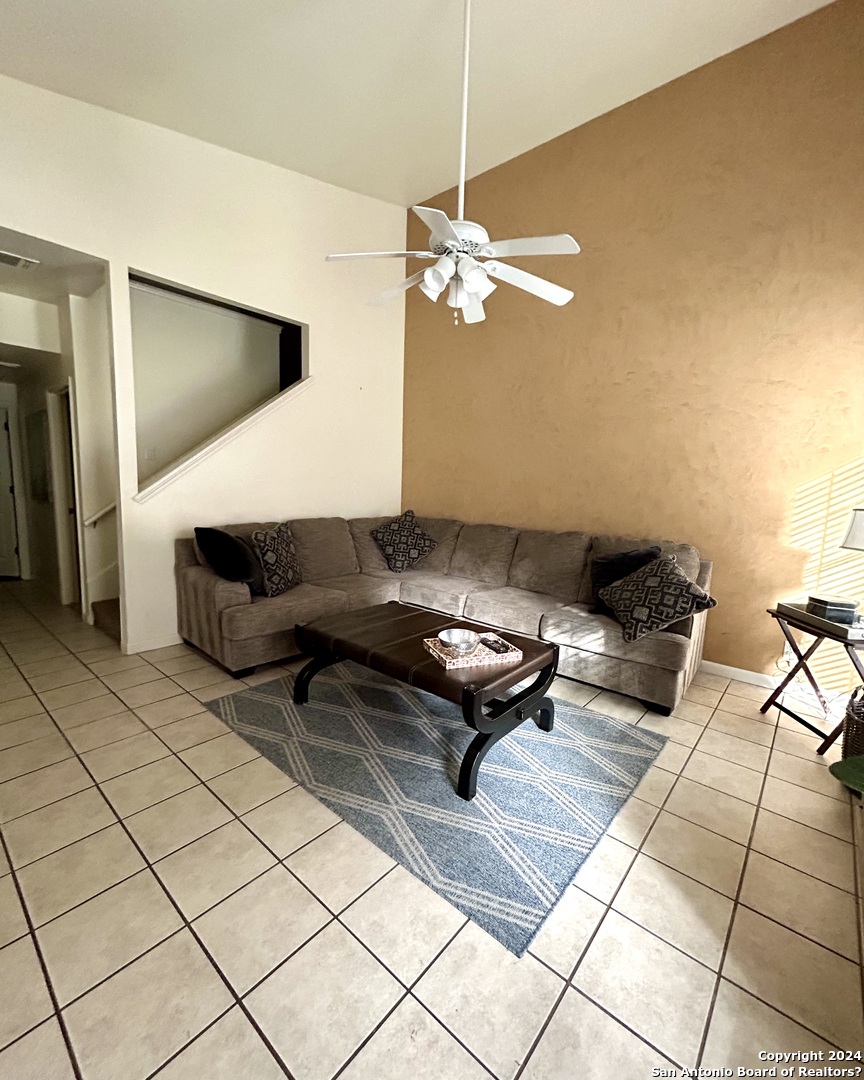42 Chapel Hill Circle San Antonio TX 78240