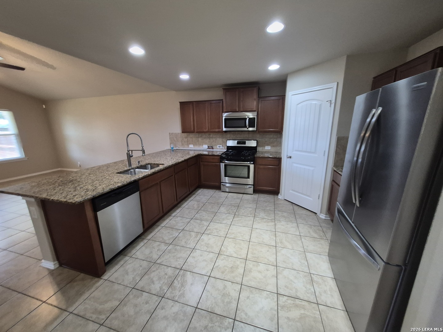10213 Metz Valley Schertz TX 78154