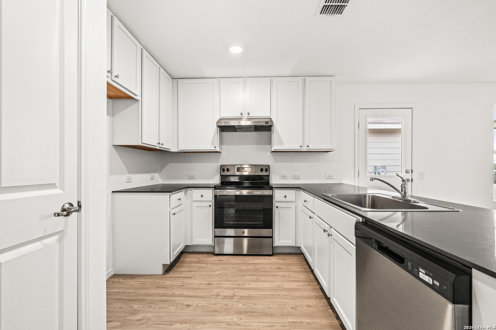 907 Stricker Path San Antonio TX 78221