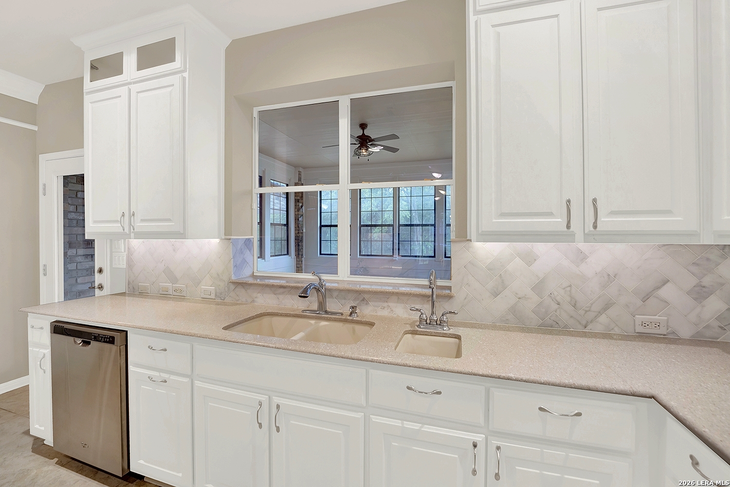 21107 Paradise Pass Garden Ridge TX 78266