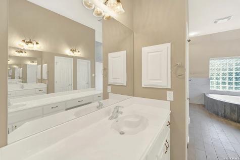 21107 Paradise Pass Garden Ridge TX 78266