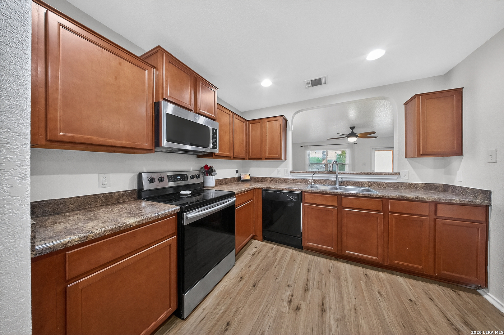 11523 Oaks Hike San Antonio TX 78245
