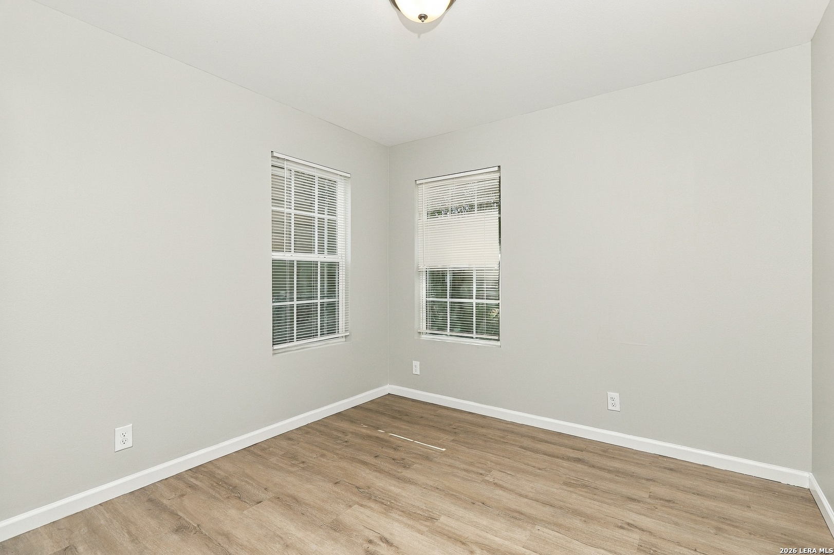 242 E Ackard Place San Antonio TX 78221