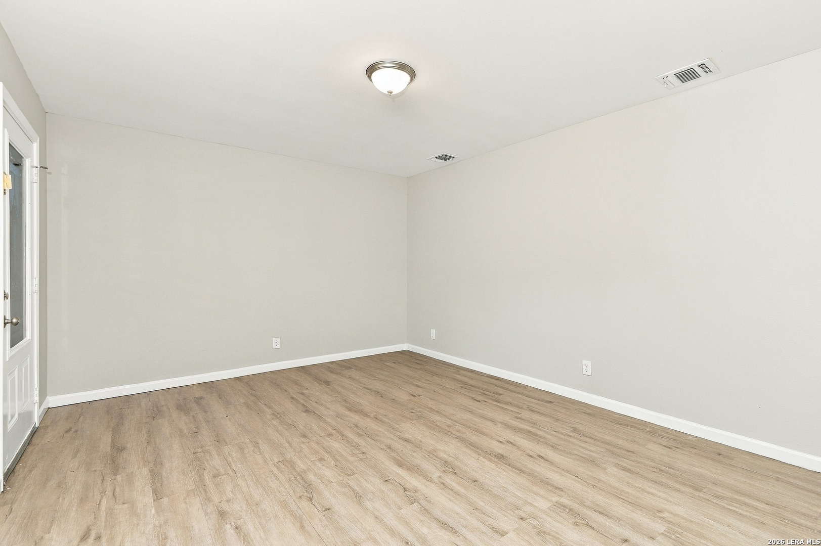 242 E Ackard Place San Antonio TX 78221