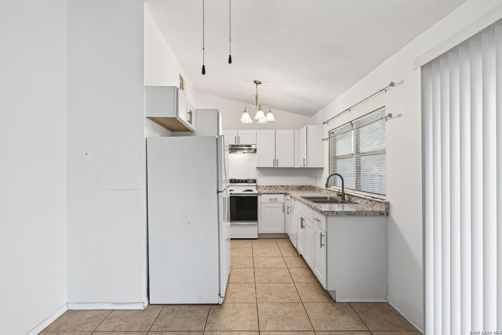 7713 Narrow Pass Live Oak TX 78233