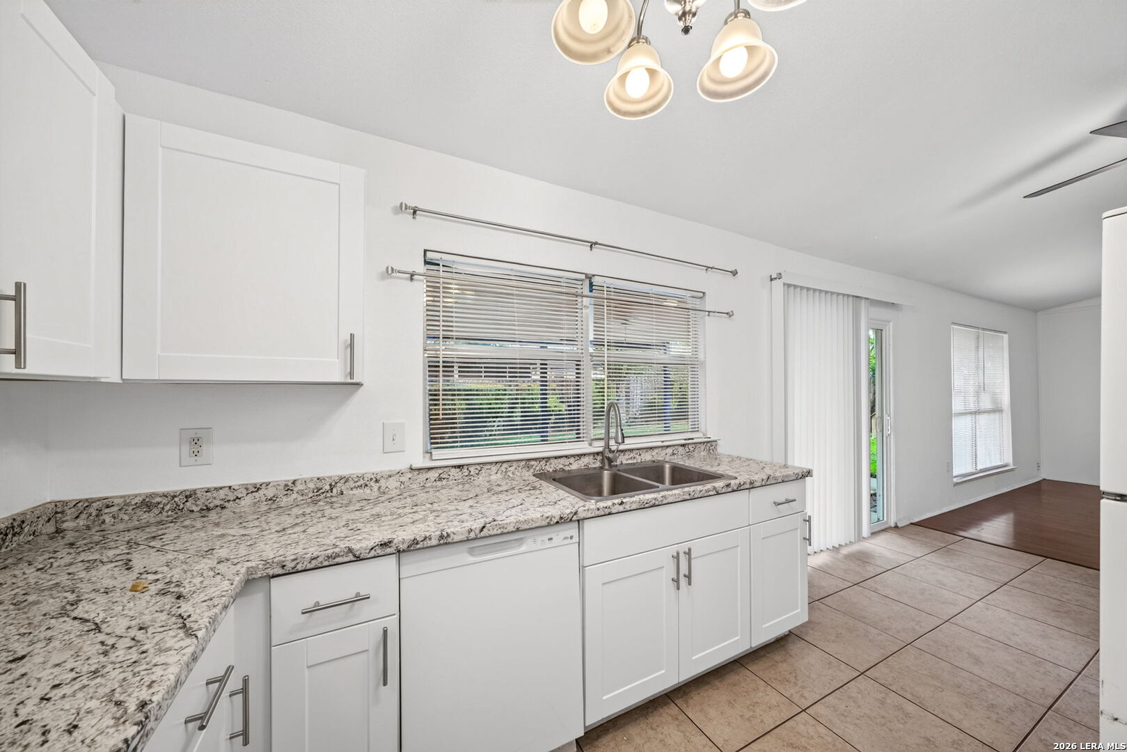 7713 Narrow Pass Live Oak TX 78233