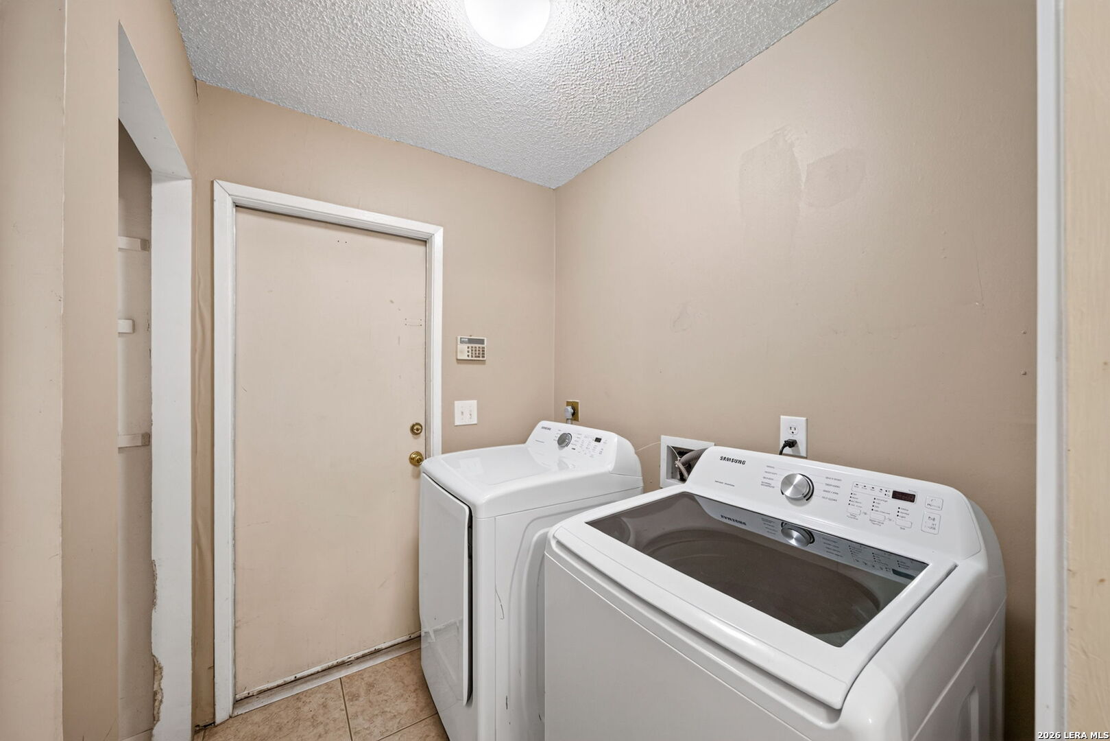 7713 Narrow Pass Live Oak TX 78233
