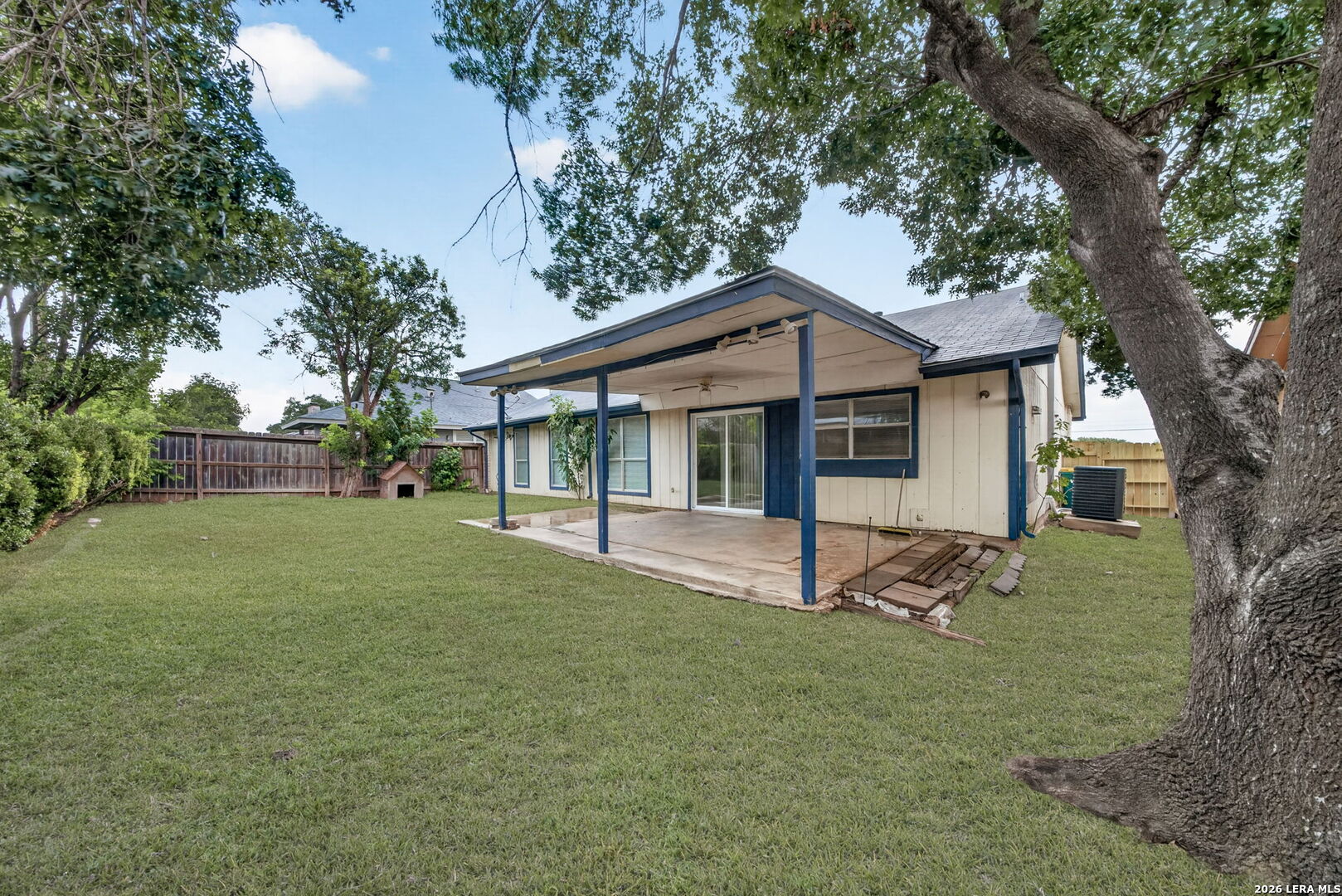 7713 Narrow Pass Live Oak TX 78233