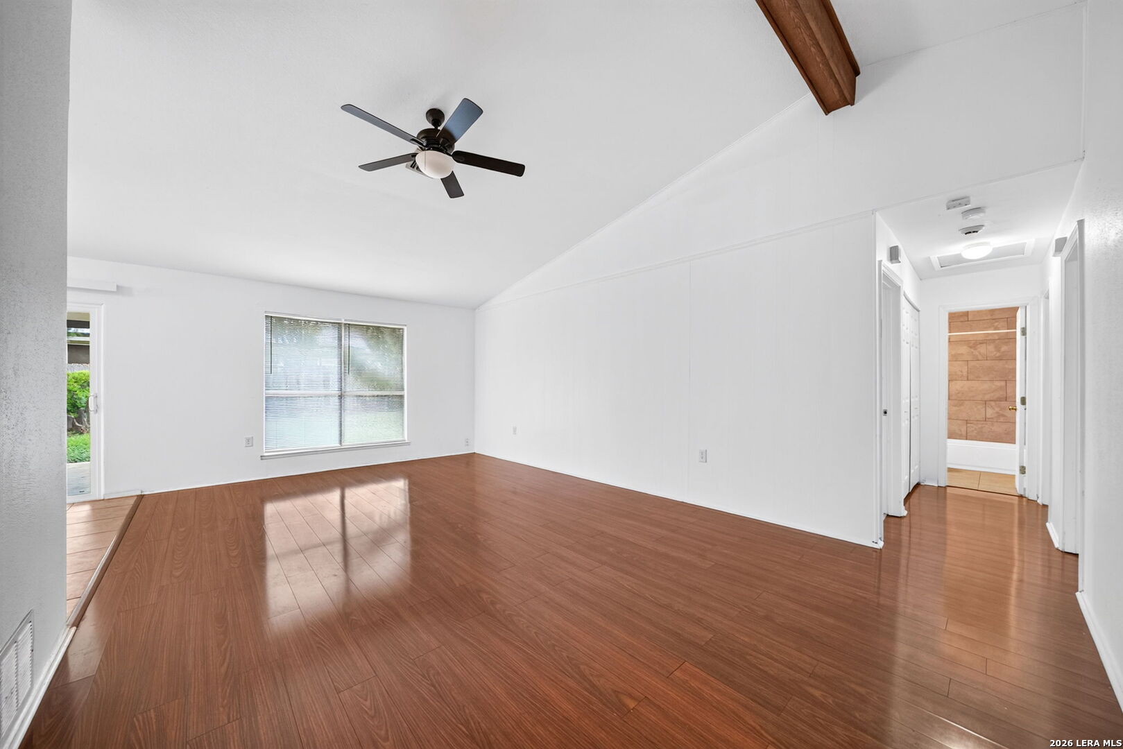7713 Narrow Pass Live Oak TX 78233