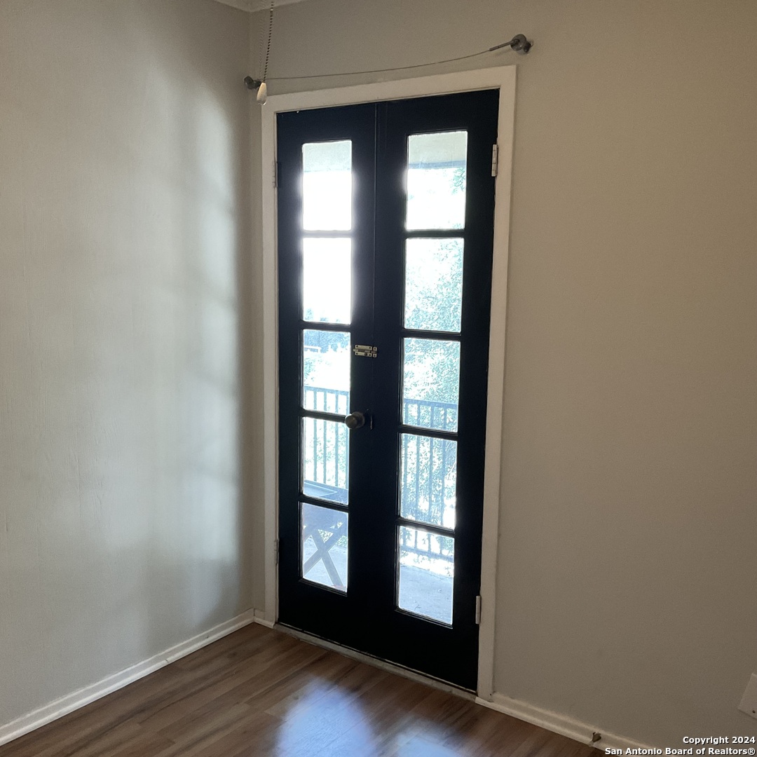 8702 Village Drive San Antonio TX 78217