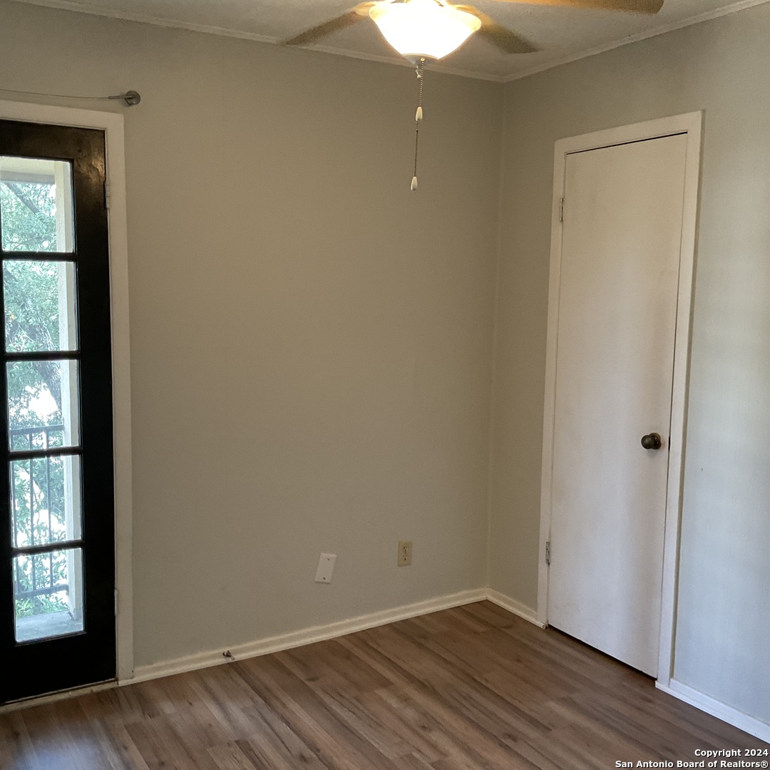 8702 Village Drive San Antonio TX 78217