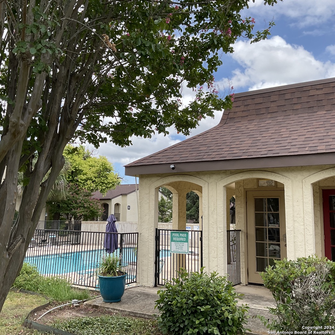 8702 Village Drive San Antonio TX 78217