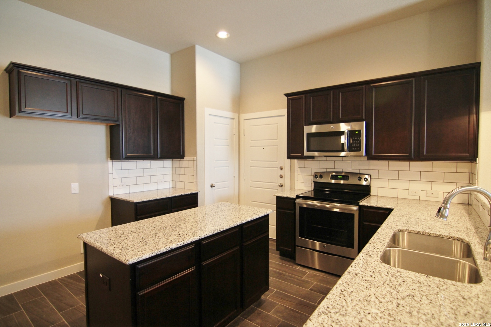 502 Creekside Forest New Braunfels TX 78130