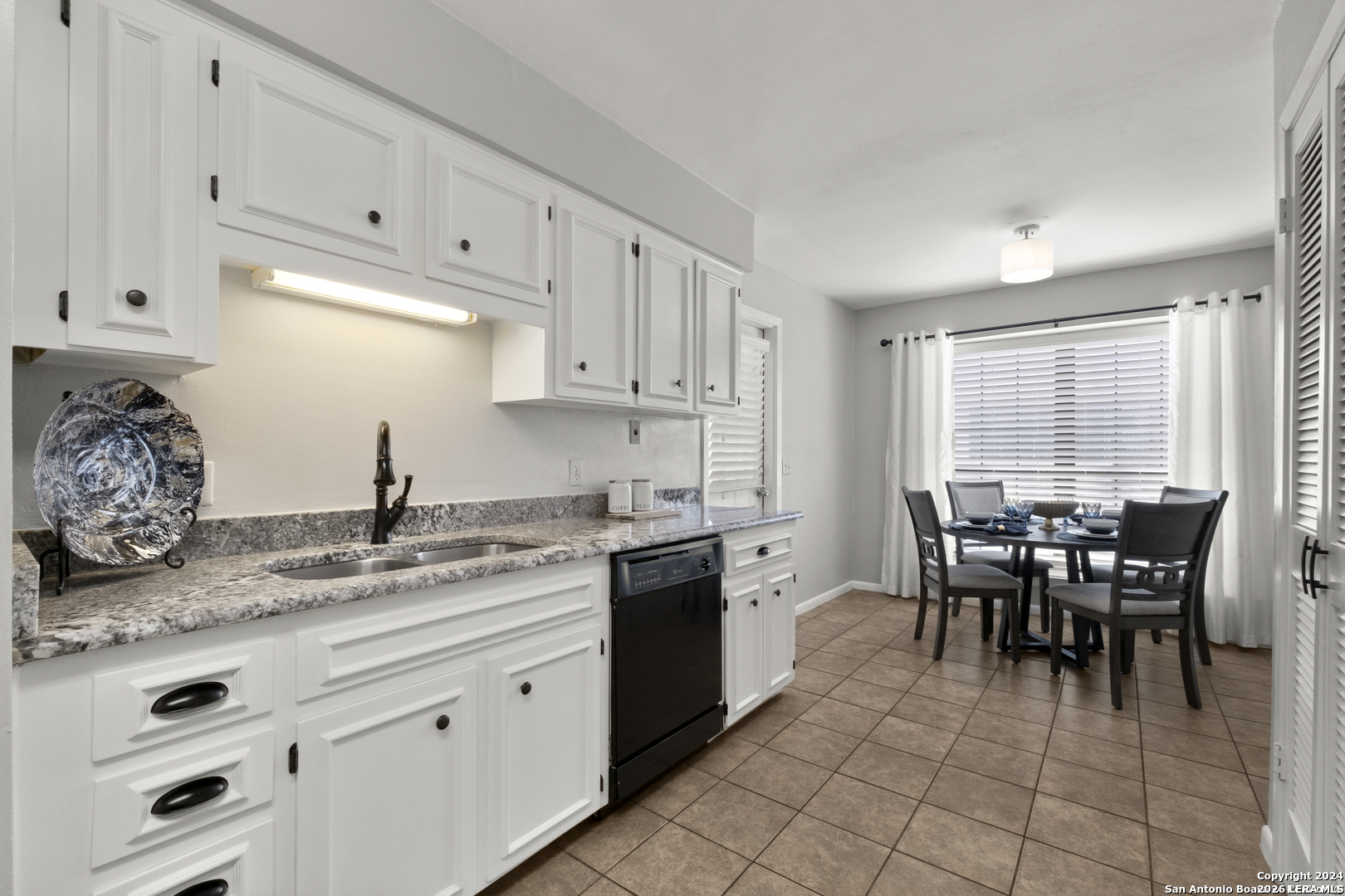 7926 Broadway San Antonio TX 78209