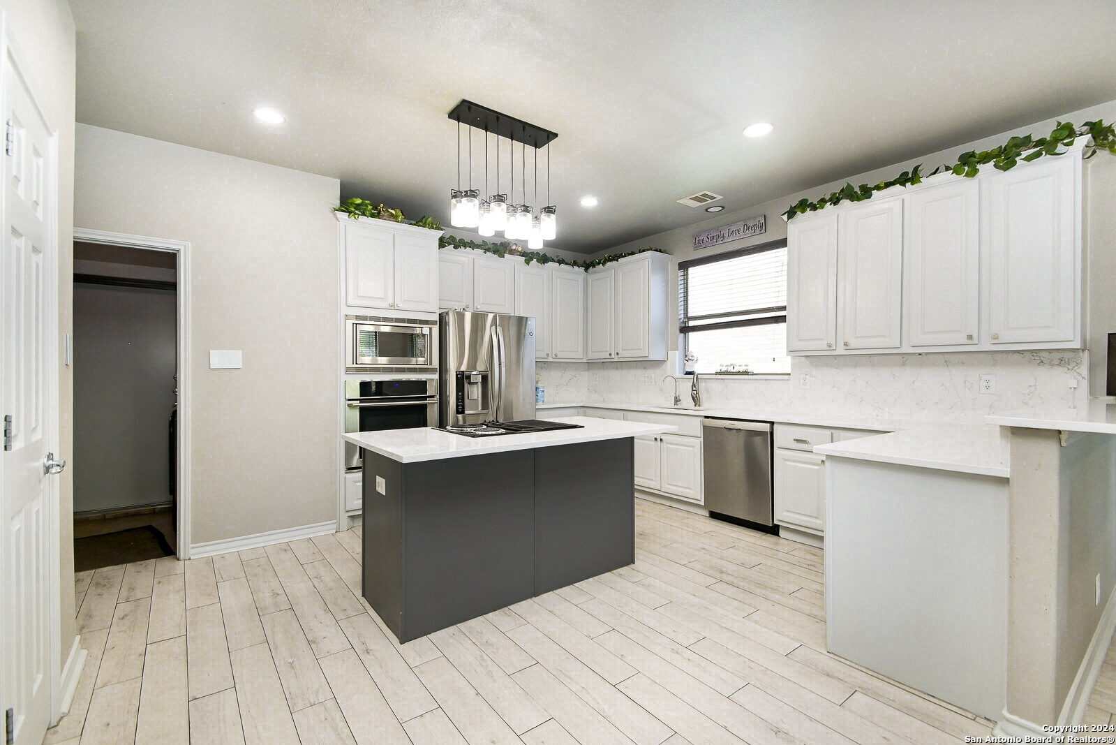 19434 Gran Roble San Antonio TX 78258