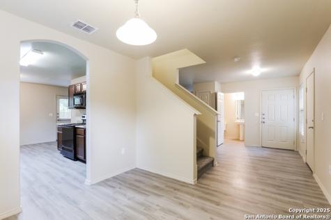 7031 Heathers Pond San Antonio TX 78227