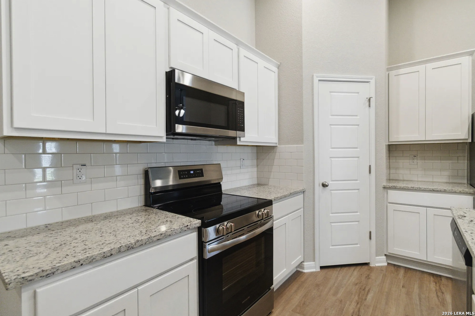 5422 Devils Gate Converse TX 78109