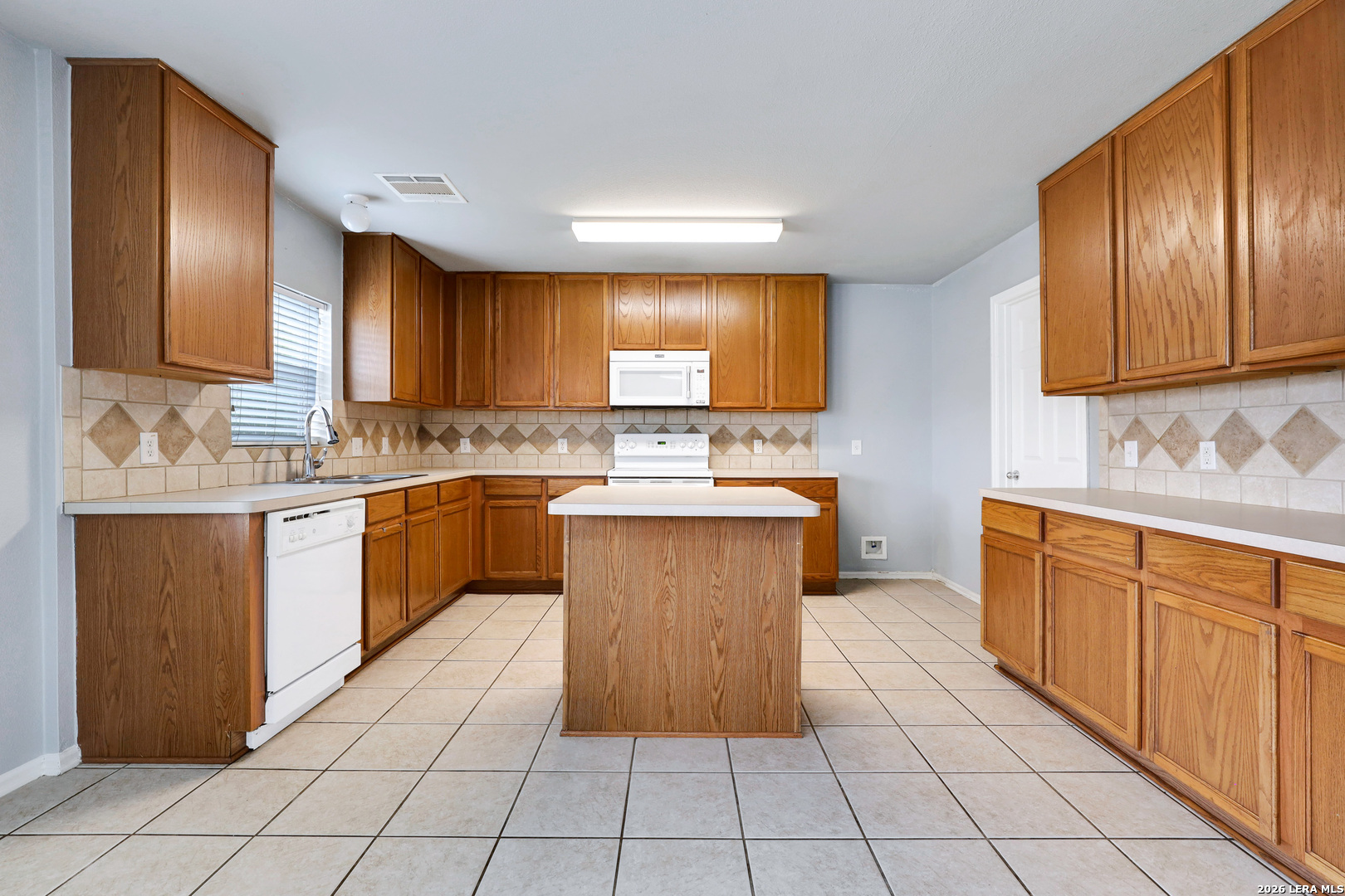 9510 Hanover Cove Converse TX 78109