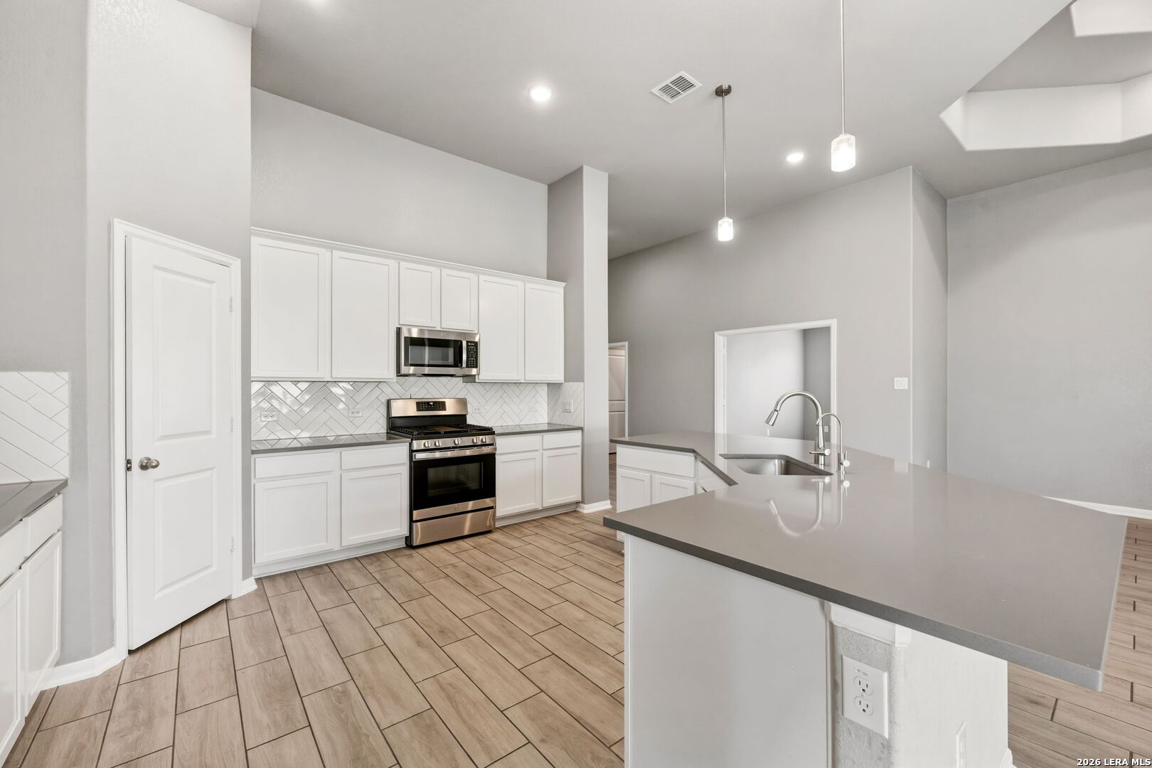 3923 Gervasi San Antonio TX 78261