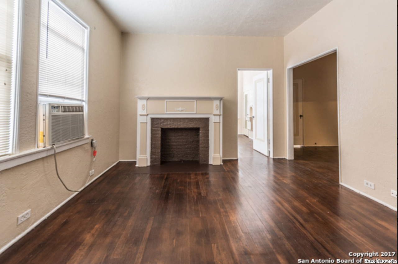 329 Huisache San Antonio TX 78212