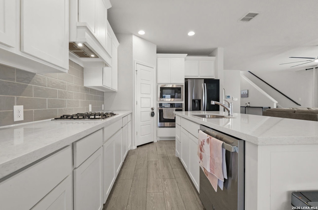 9329 Trestle Creek San Antonio TX 78254