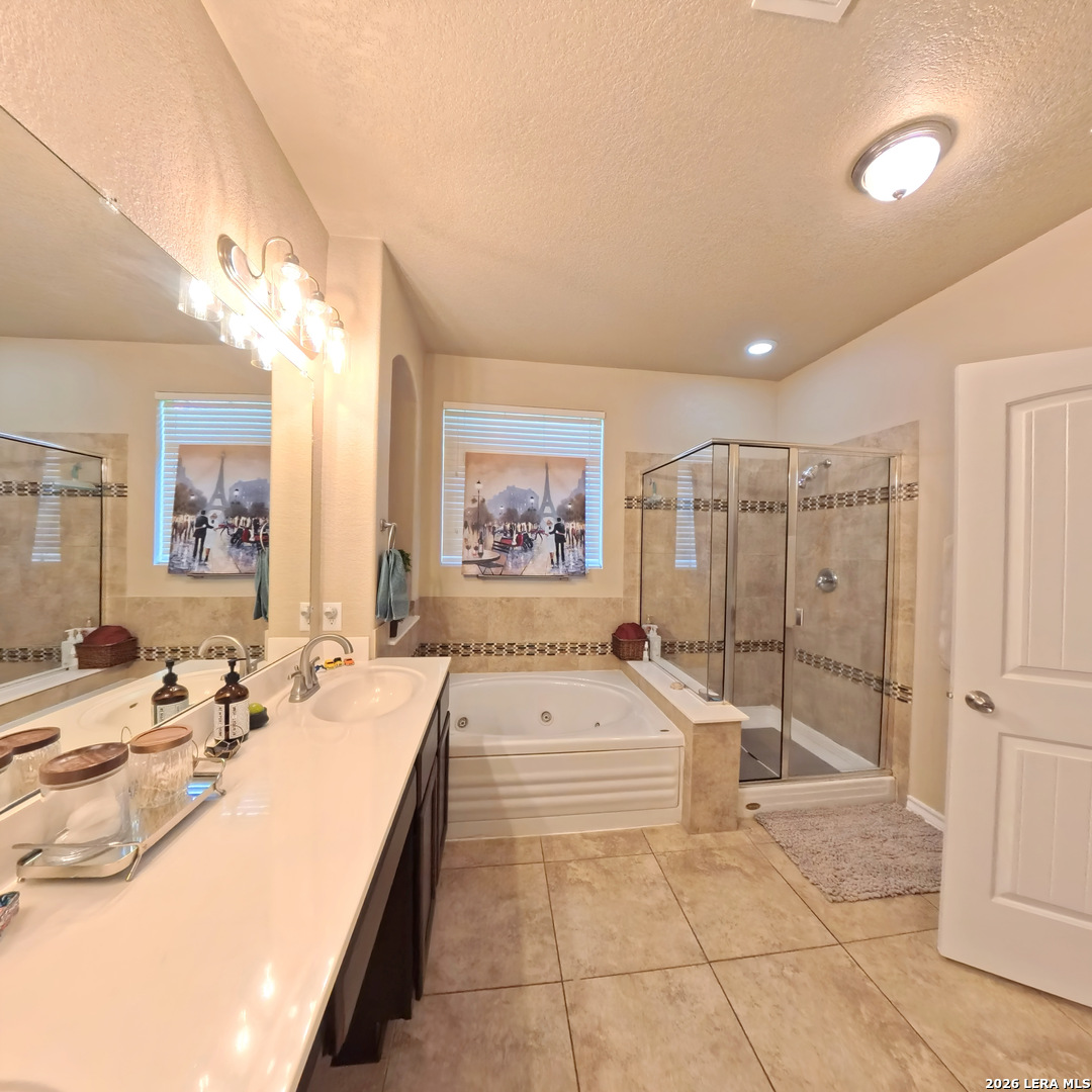 18007 Muir Glen San Antonio TX 78257