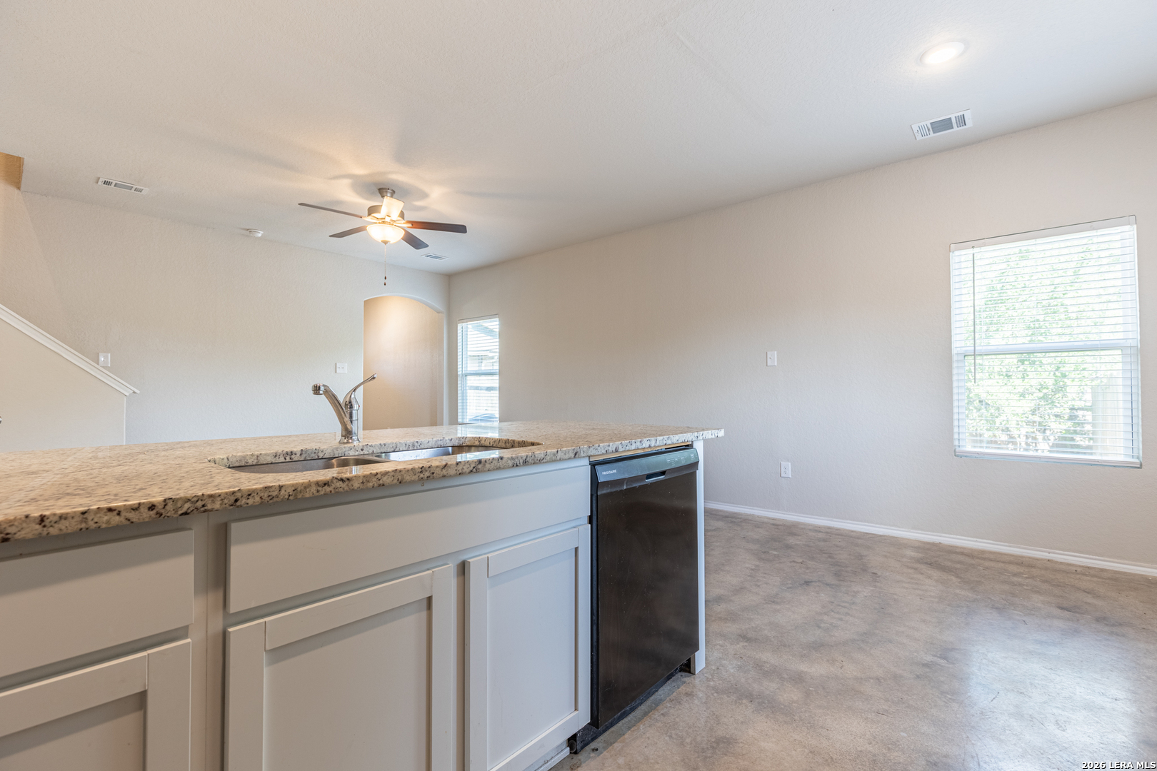 8723 Key Windy Way Converse TX 78109