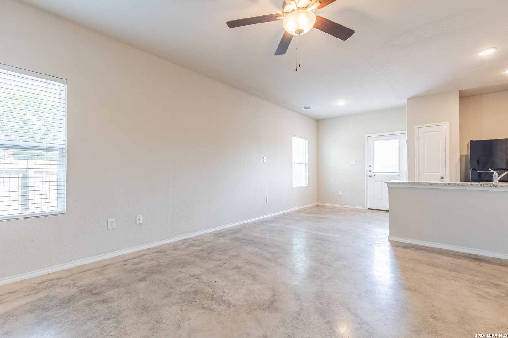 8723 Key Windy Way Converse TX 78109
