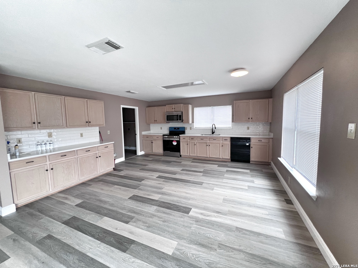7338 Raintree Forest San Antonio TX 78233