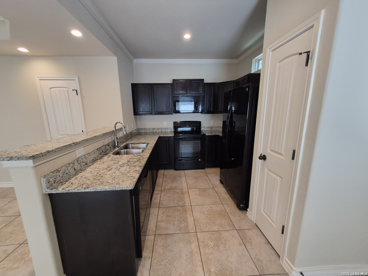 6950 Lakeview Drive San Antonio TX 78244