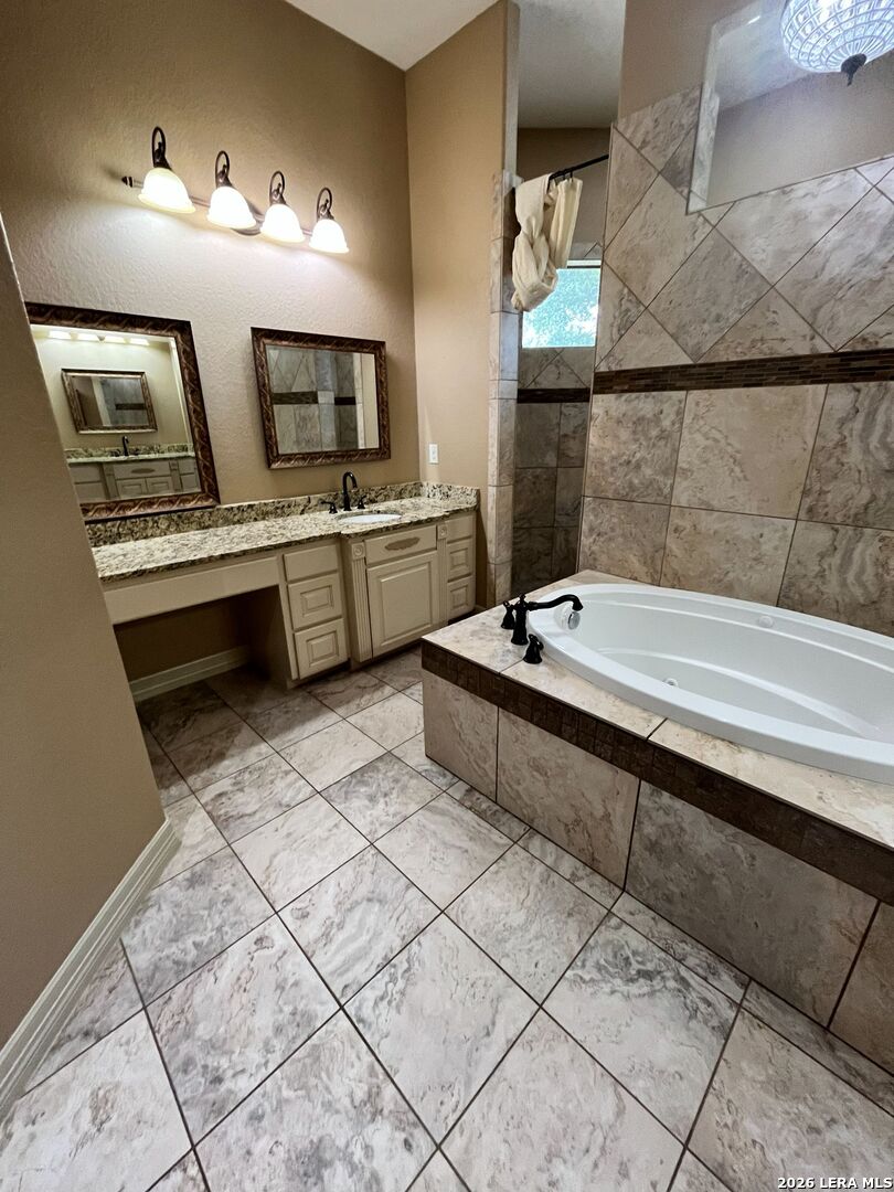 148 Legacy La Vernia TX 78121