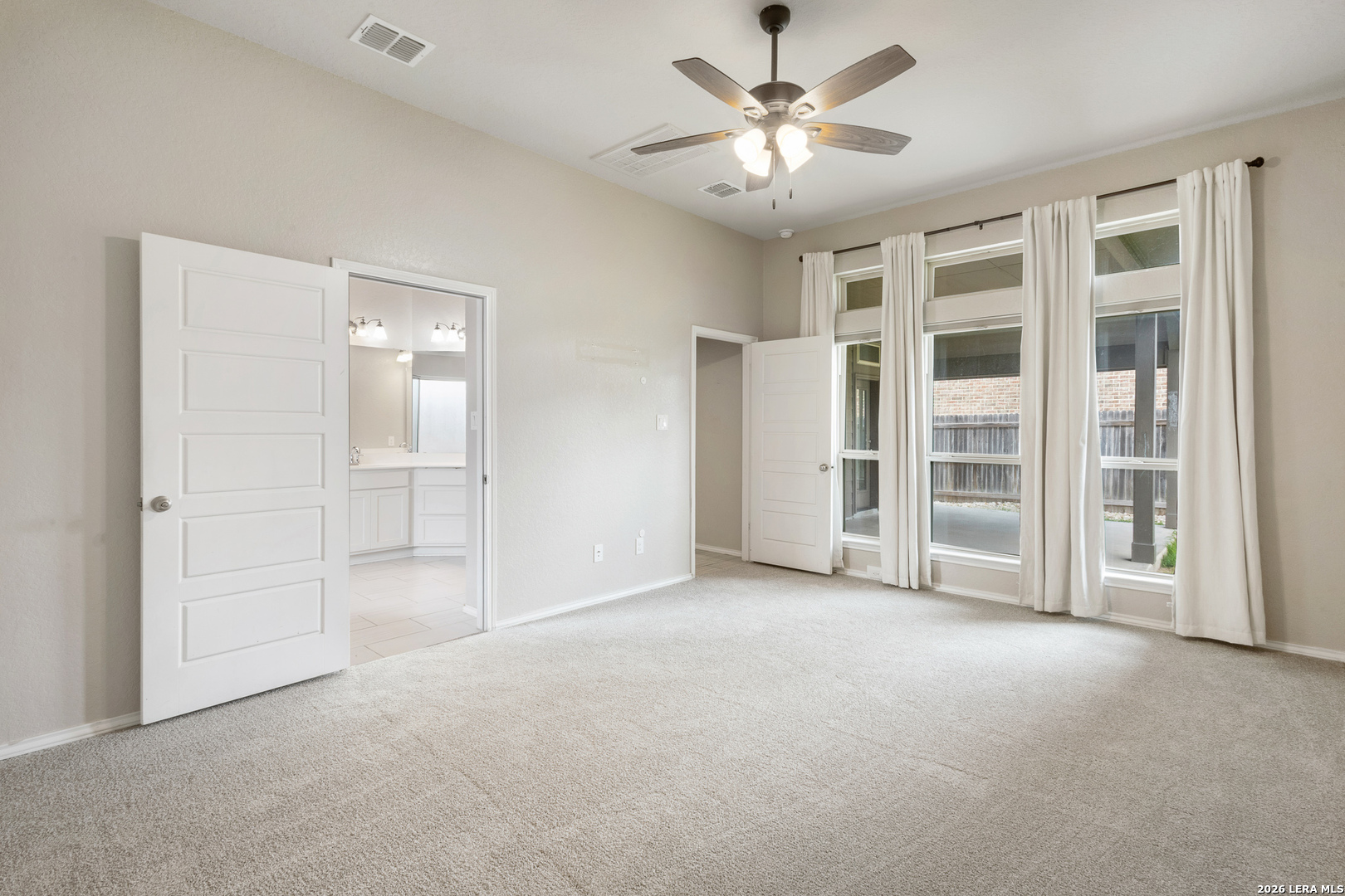 2434 Valencia Crest San Antonio TX 78245