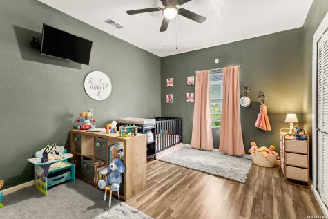 114 Avenue B Converse TX 78109