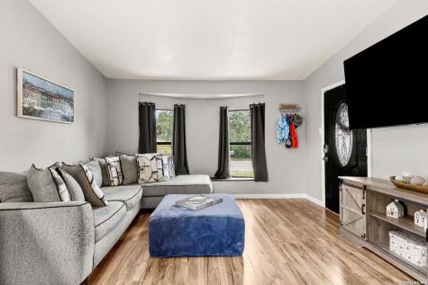 114 Avenue B Converse TX 78109