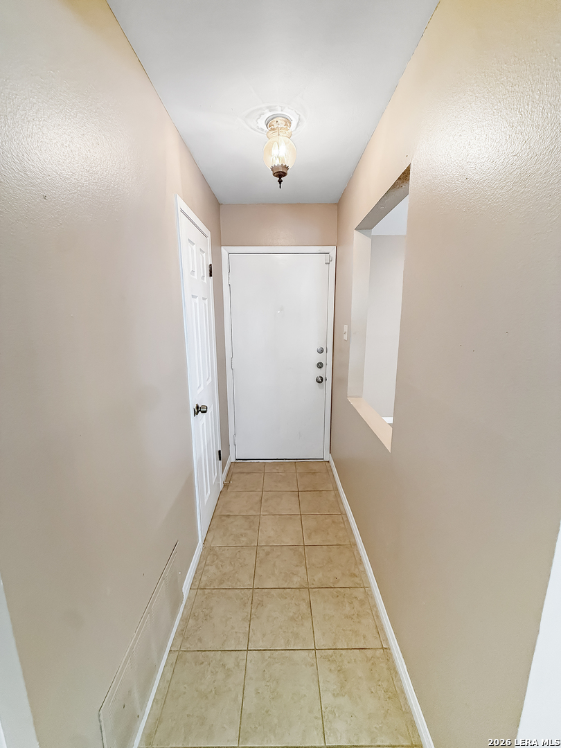 5958 Hidden Dale Street San Antonio TX 78250