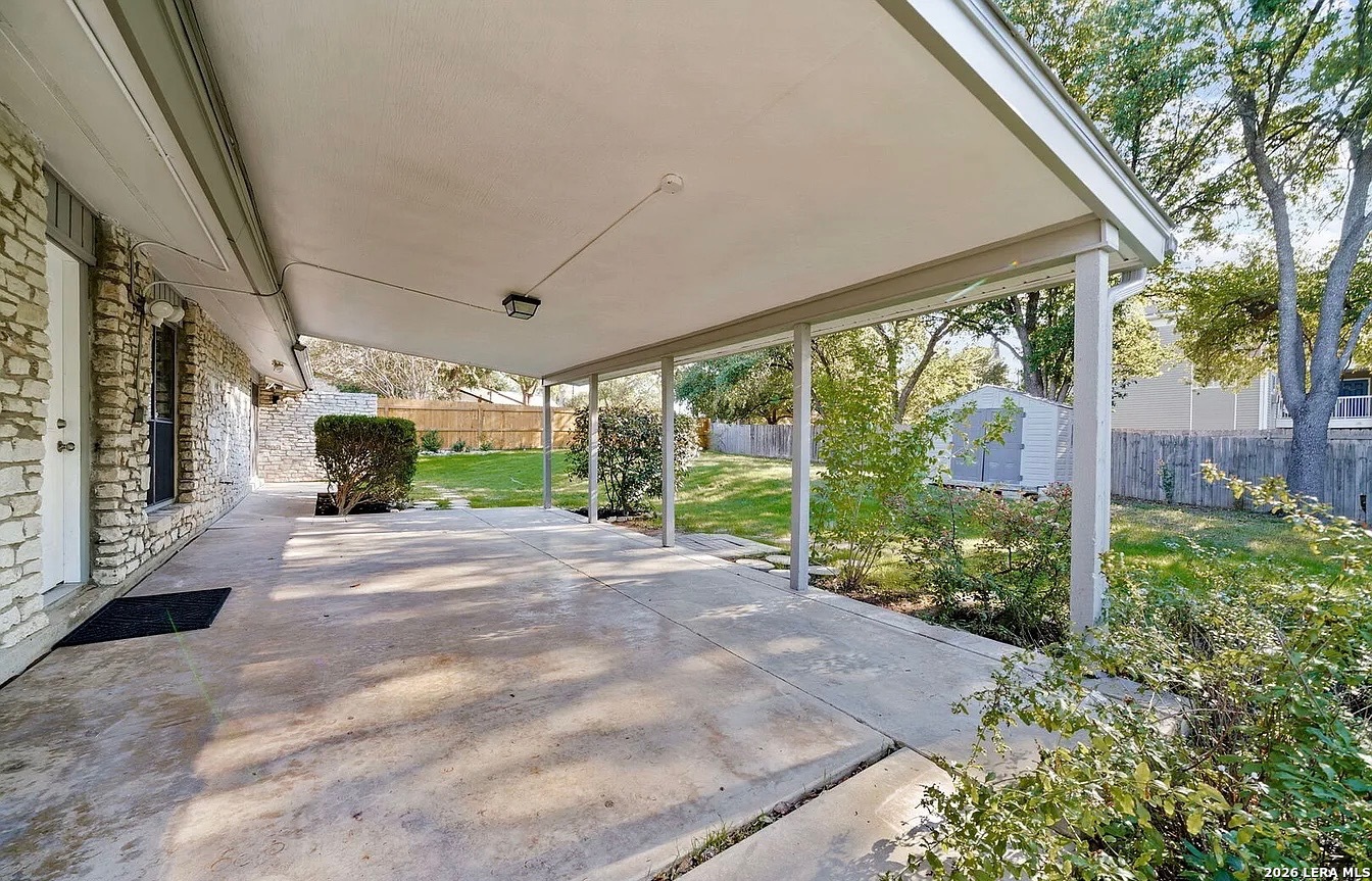 6302 Handsome Lake Drive San Antonio TX 78238