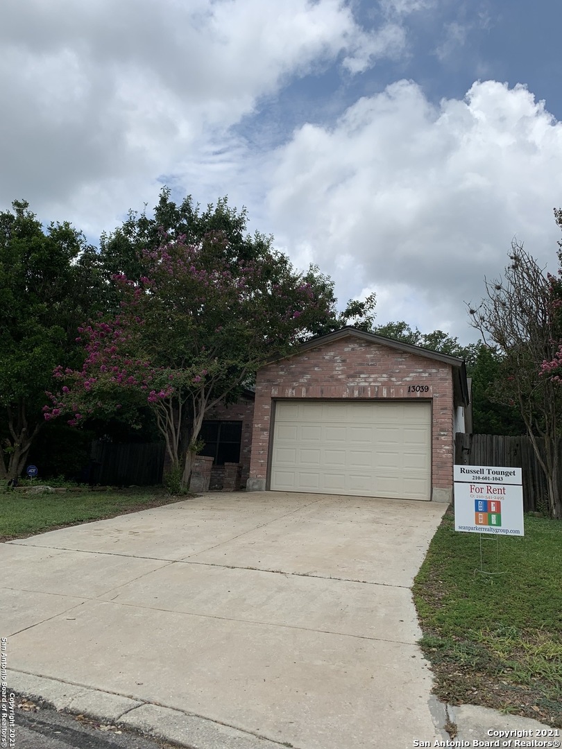 13039 Hunters Moon San Antonio TX 78249