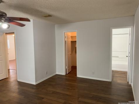 13039 Hunters Moon San Antonio TX 78249