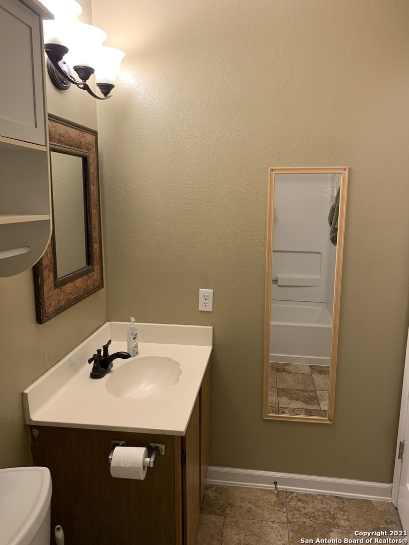 13039 Hunters Moon San Antonio TX 78249