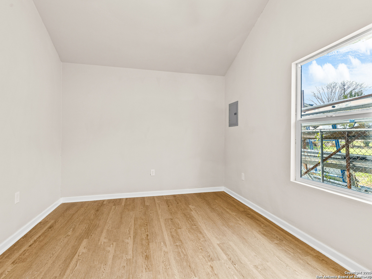207 Alvarez San Antonio TX 78204