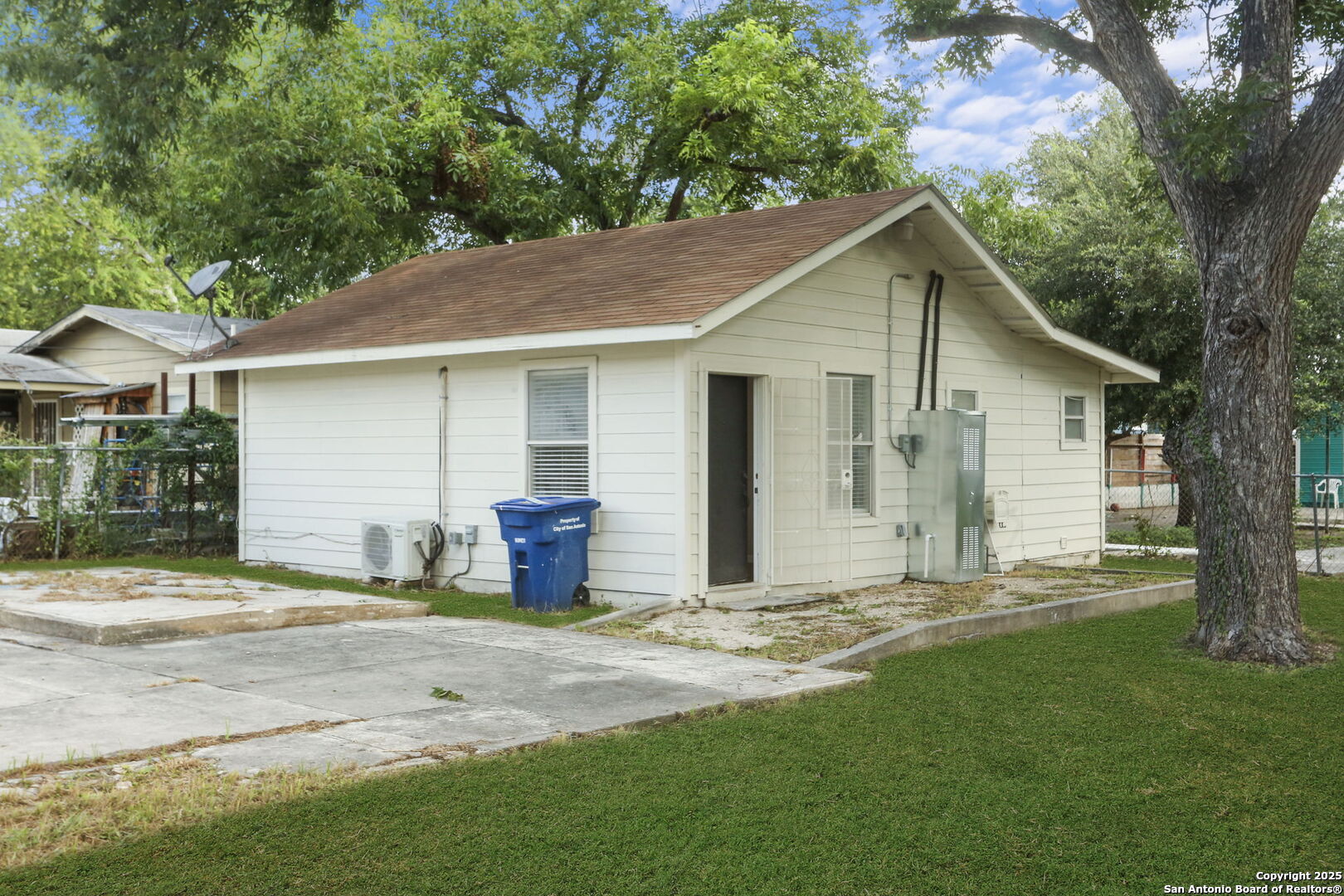 207 Alvarez San Antonio TX 78204
