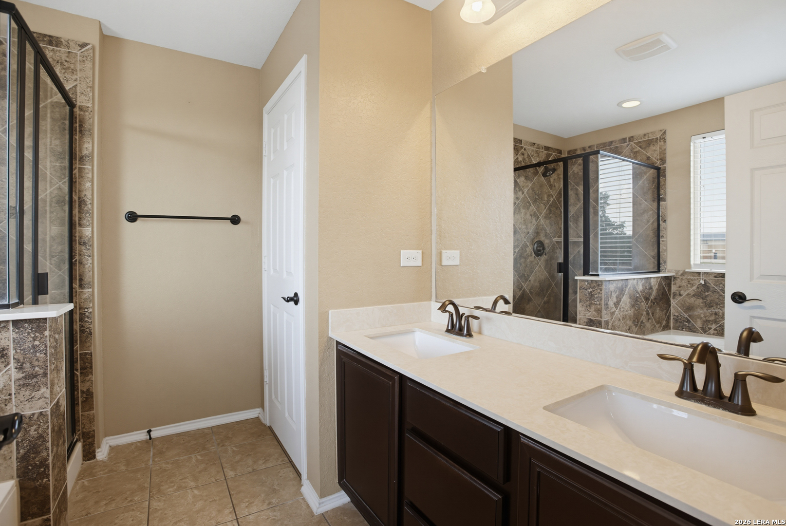 9115 Summit Lake San Antonio TX 78245