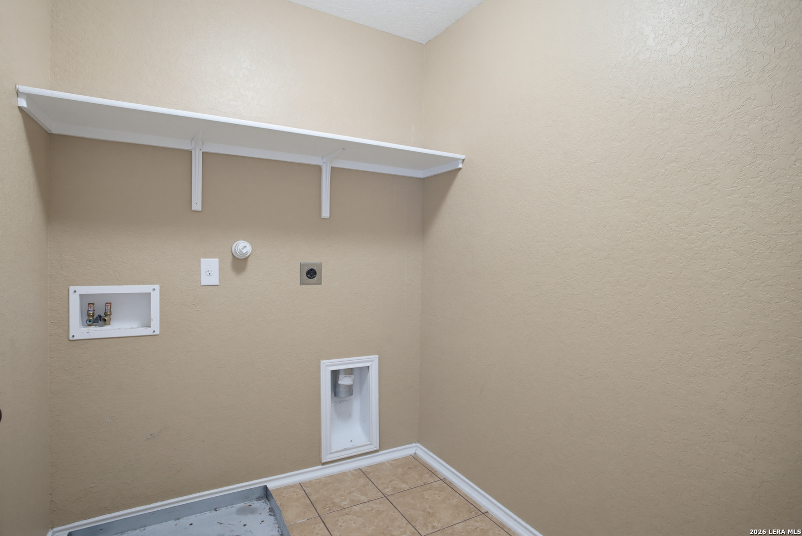9115 Summit Lake San Antonio TX 78245