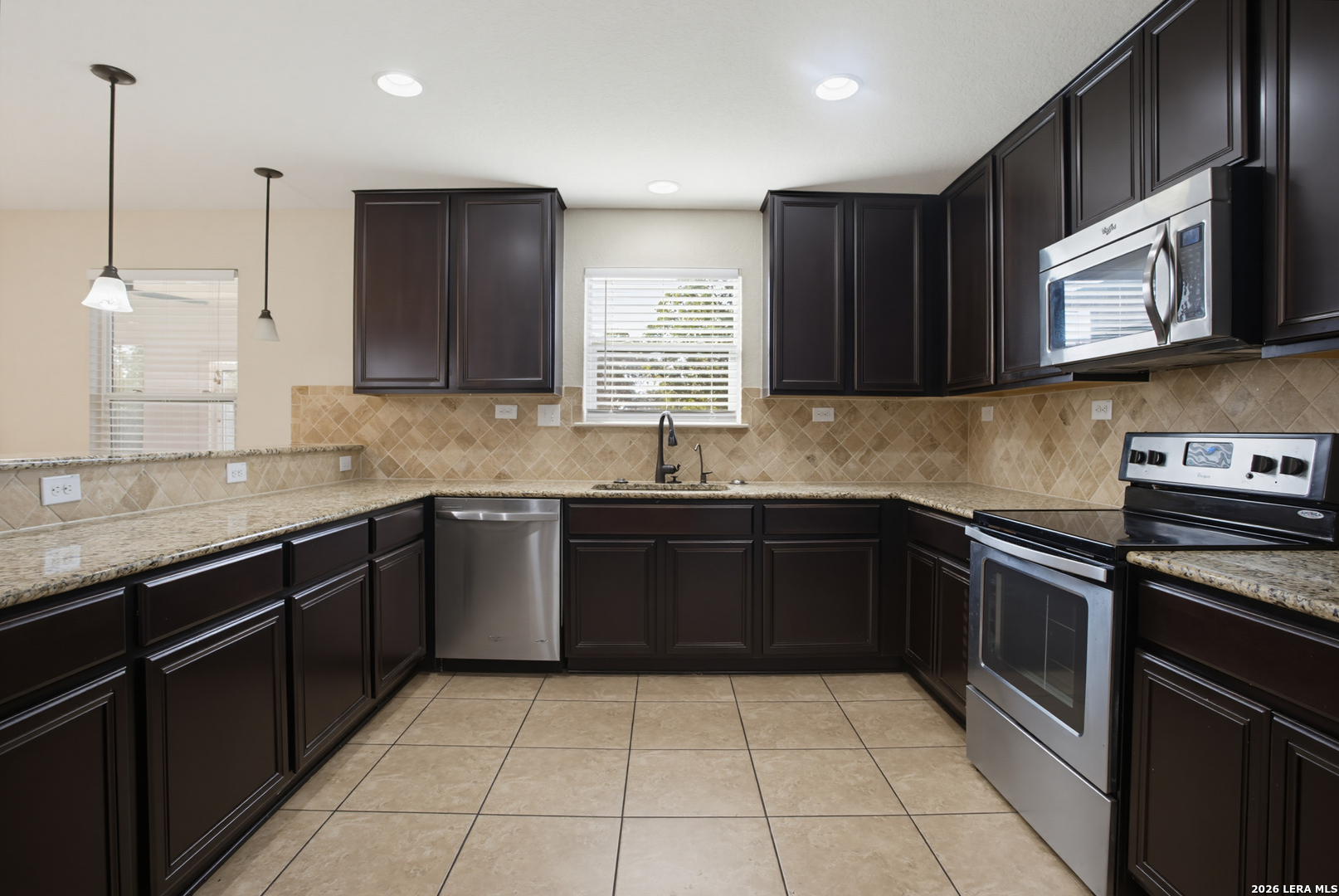 9115 Summit Lake San Antonio TX 78245